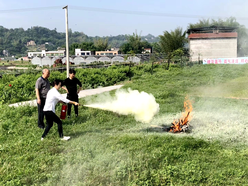 灭火示范.jpg
