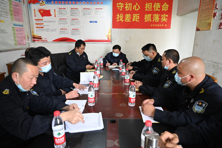 图片5.jpg 图片5.jpg